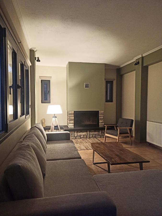 Elatos Boutique Mountainhouse Villa Karpenísion Eksteriør billede